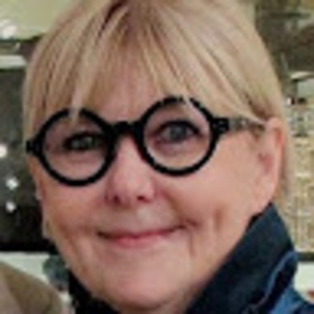 Meet your Posher, Janet